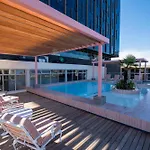 The Rose501: 5Th Floor Apartment With Rooftop Pool
